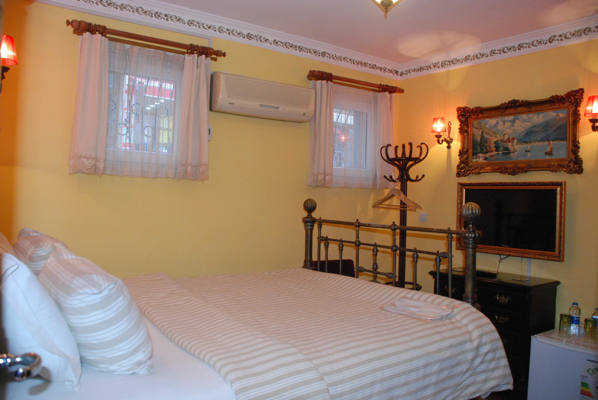 Ortakoy Pasha Konagi Hotel Истанбул Екстериор снимка