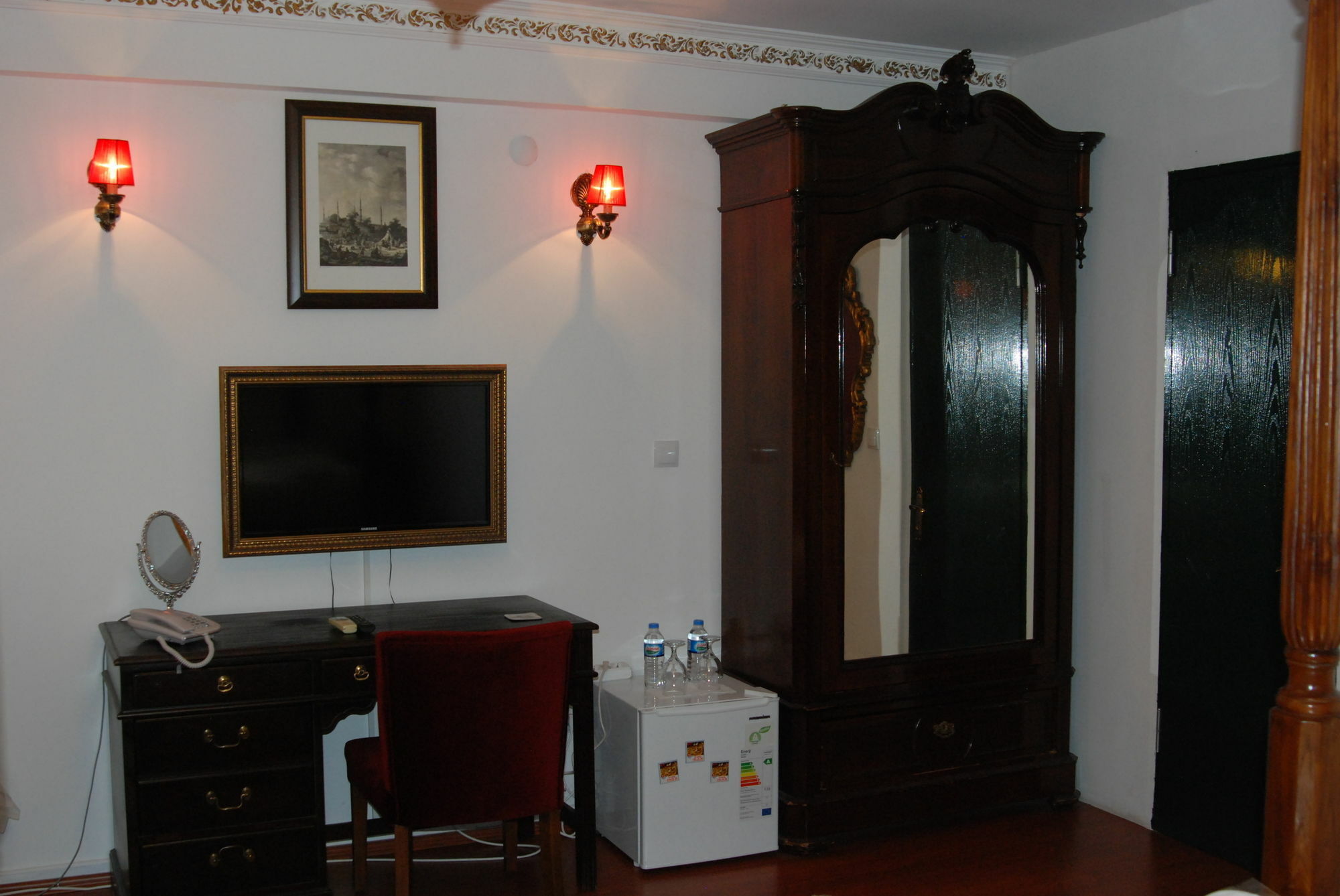Ortakoy Pasha Konagi Hotel Истанбул Екстериор снимка