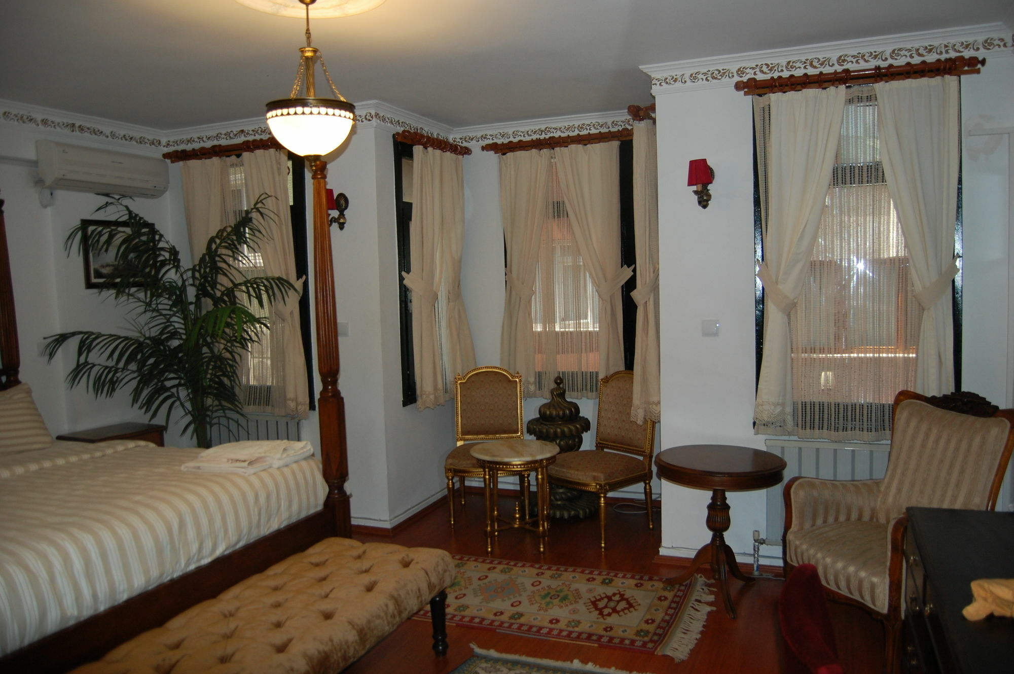 Ortakoy Pasha Konagi Hotel Истанбул Екстериор снимка
